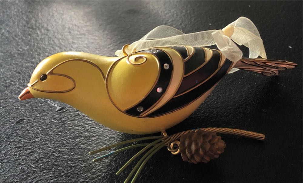 Goldfinch - Beauty Of Birds (Birds) ornament collectible [Barcode 795902019020] - Main Image 3