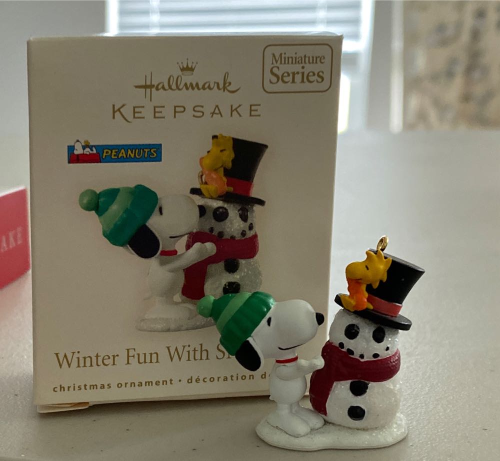 #11 Winter Fun With Snoopy - Winter Fun With Snoopy (Hallmark Keepsake Miniature) ornament collectible [Barcode 795902036676] - Main Image 4