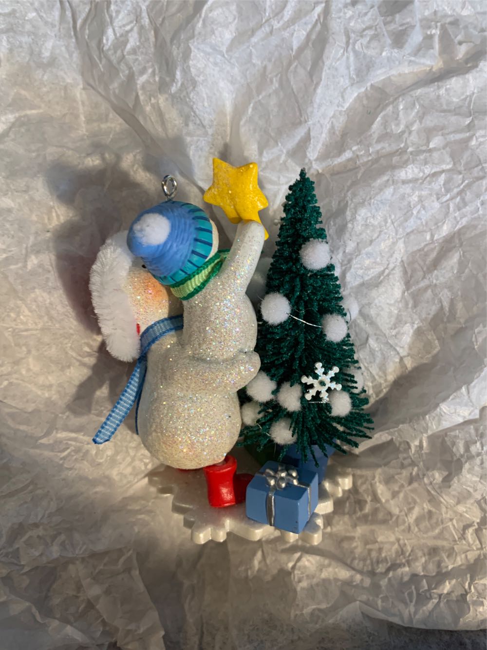 Trimming The Tree - Making Memories #1 - Making Memories (Snowman) ornament collectible [Barcode 795902037352] - Main Image 4