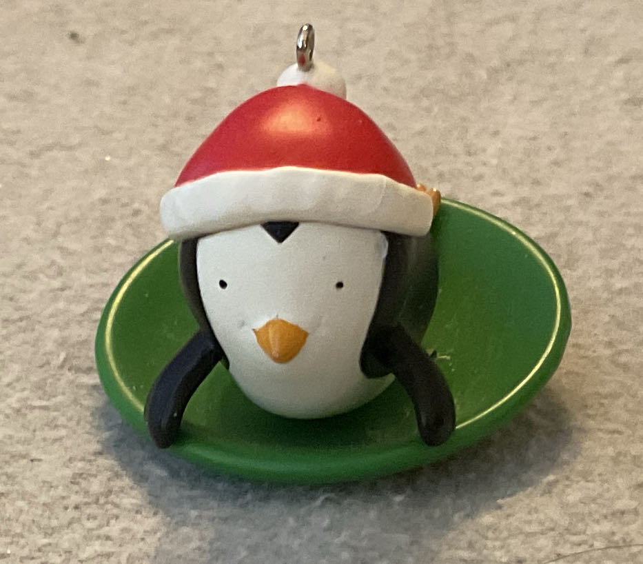 Miniature Antartic Antics - South Pole Pals (Penguins) ornament collectible [Barcode 795902037451] - Main Image 3