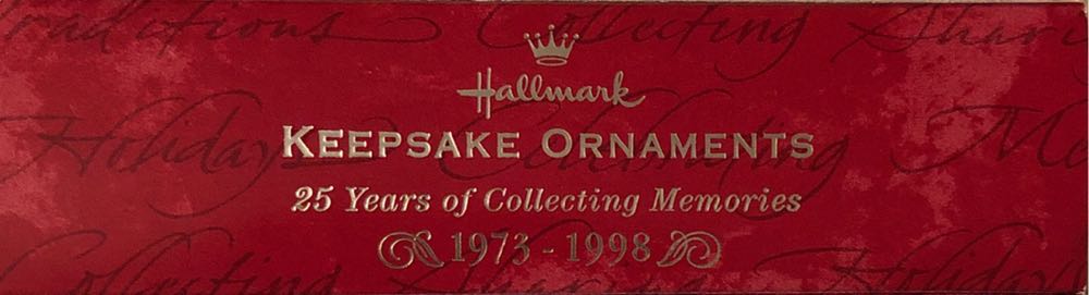Pennsylvania GG-1 Locomotive - Lionel Trains (Collector’s Series) ornament collectible [Barcode 015012432305] - Main Image 3