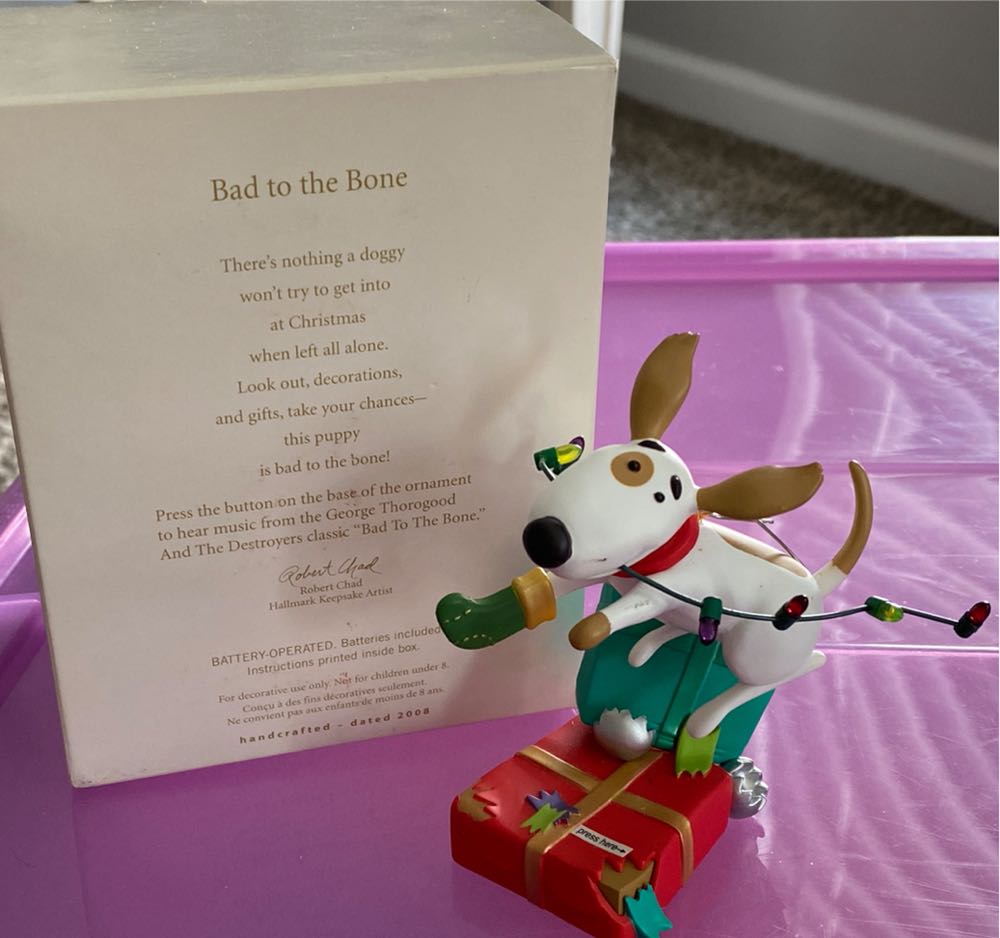 Dogs | 2008 Bad To The Bone  (Dogs) ornament collectible [Barcode 795902044947] - Main Image 4