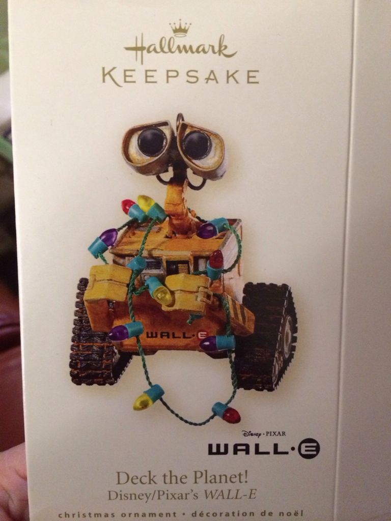 WALL-E  |  Deck The Planet! - Disney (Disney Pixar Wall-E) ornament collectible [Barcode 795902051303] - Main Image 1