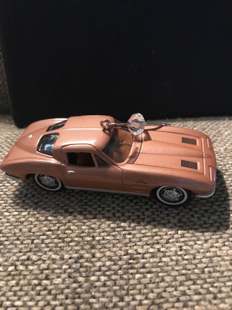 CAC#13 1963 Chevrolet Corvette Z06 #13 Repaint - Classic American Cars- Repaint (Cars) ornament collectible [Barcode 795902068745] - Main Image 2