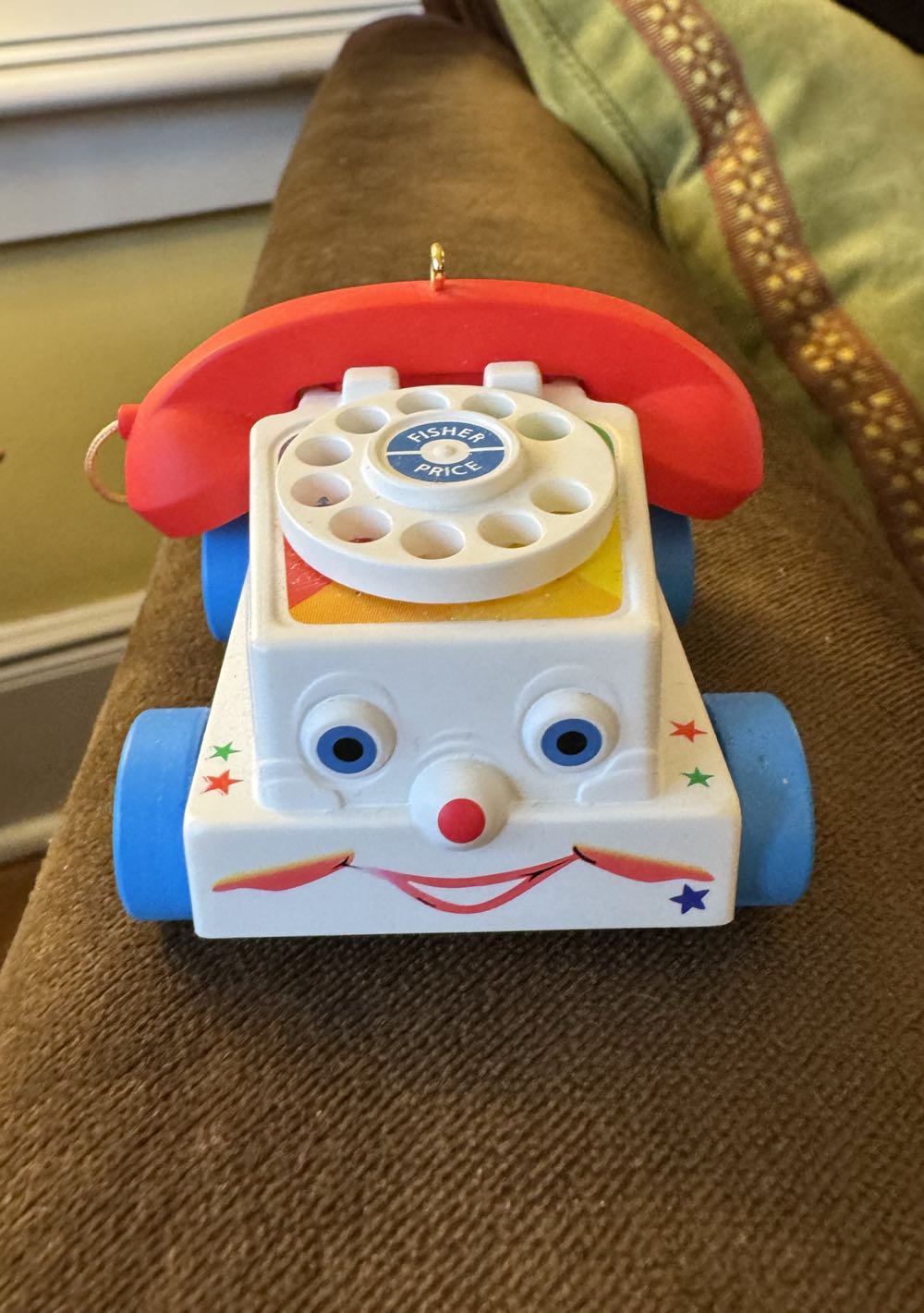 Chatter Telephone - Chatter Telephone (Fisher-Price) ornament collectible [Barcode 795902078904] - Main Image 4