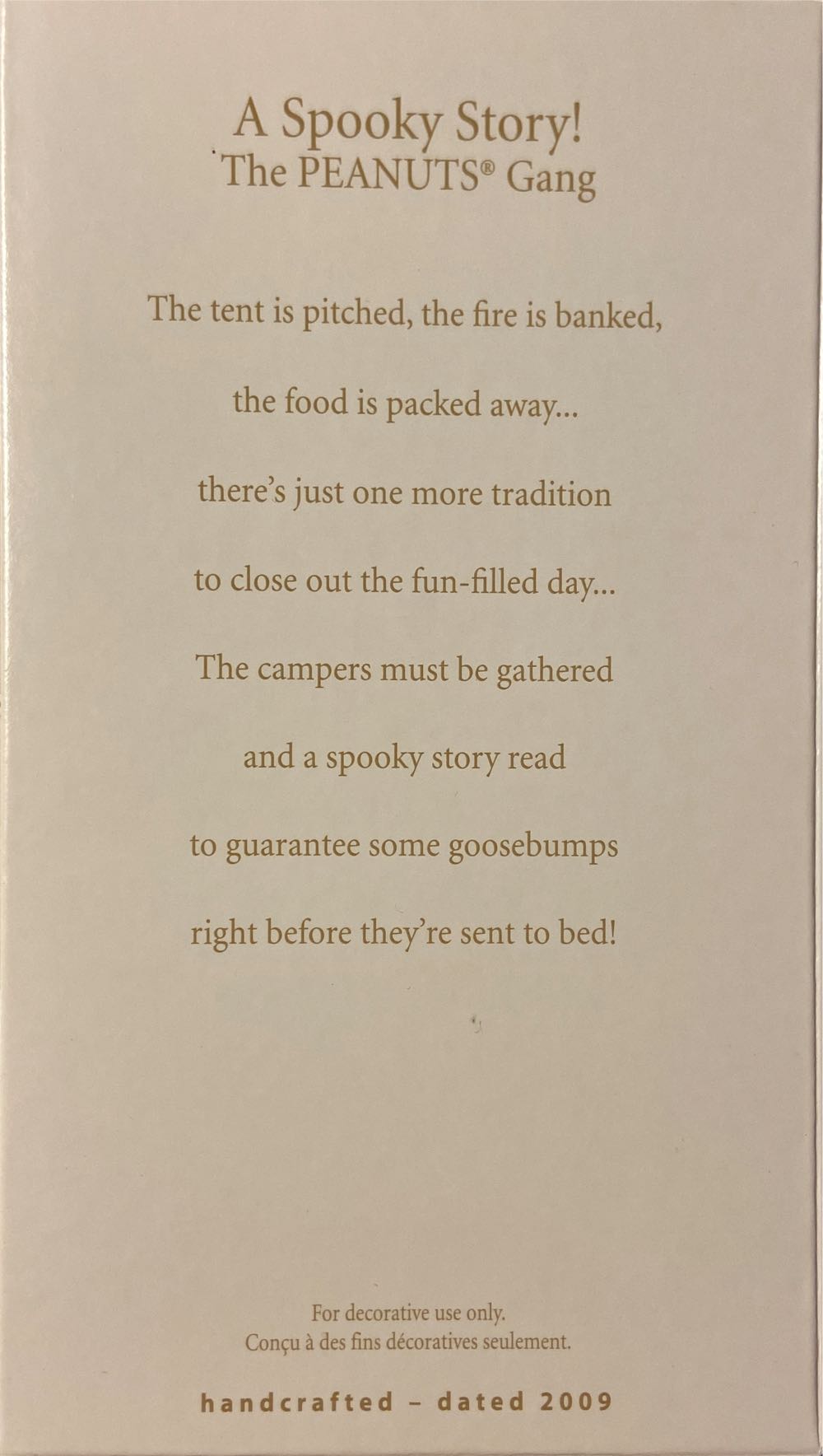 Hallmark Keepsake. Summer. The Peanuts Gang. A Spooky Story! 2009. - The Peanuts Gang (Peanuts) ornament collectible [Barcode 795902078973] - Main Image 3