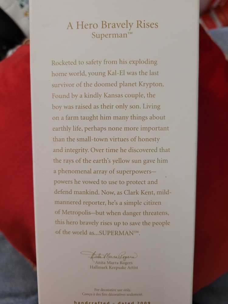 A Hero Bravely Rises - Superman (DC Superheroes) ornament collectible [Barcode 795902079338] - Main Image 2