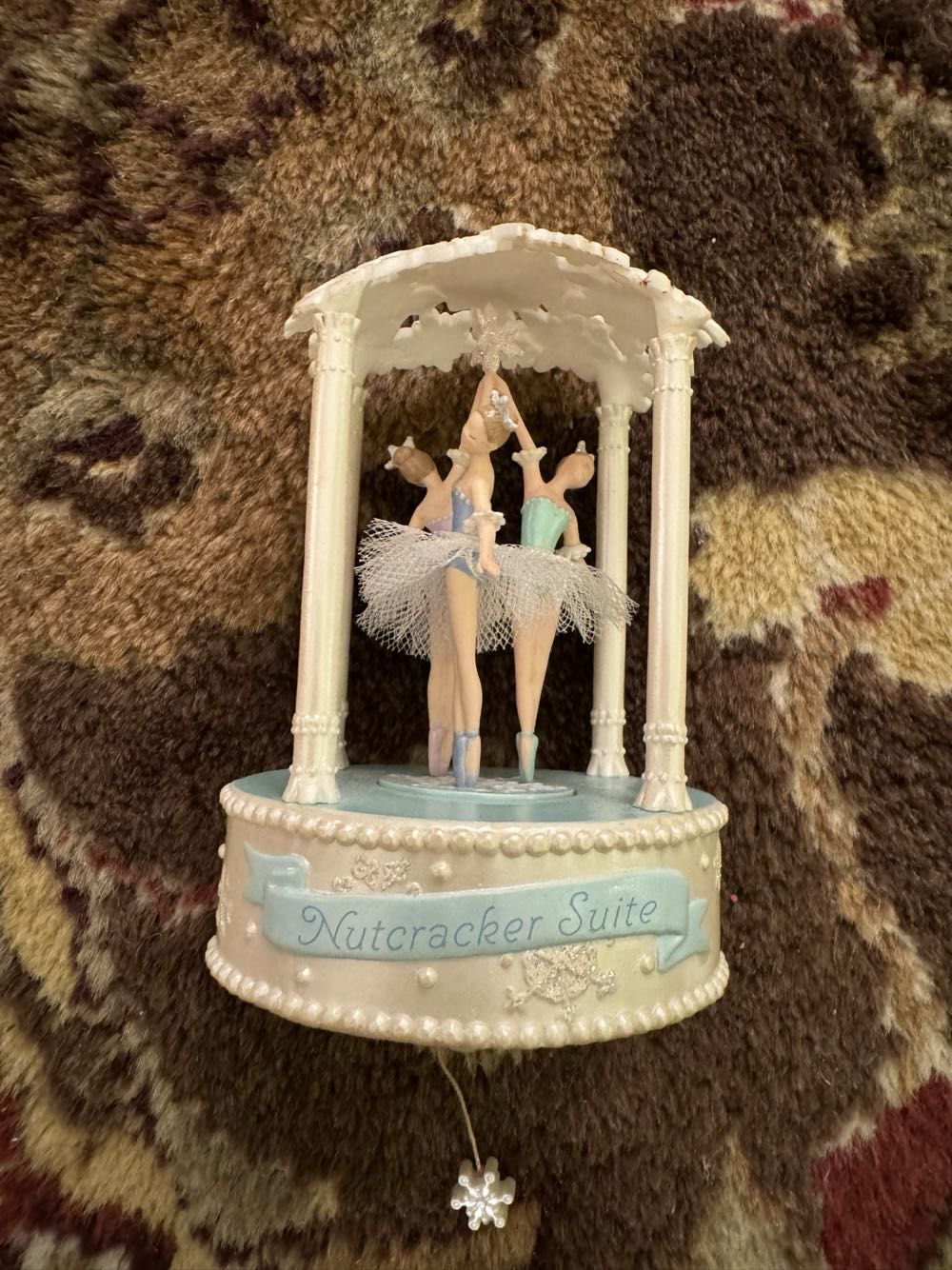 Waltz of the Snowflakes - The Nutcracker (Ballet) ornament collectible [Barcode 795902081690] - Main Image 4