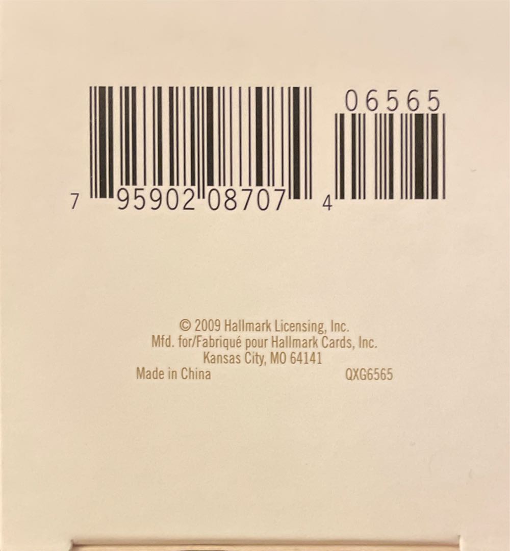 Fishin’ Buddies  (Fishing / Racoon) ornament collectible [Barcode 795902087074] - Main Image 3