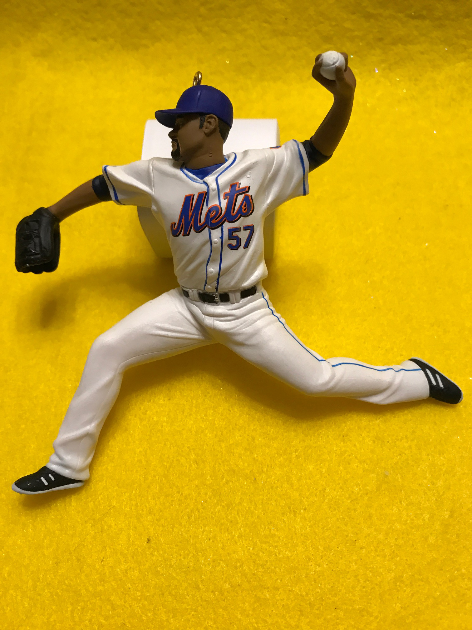2009 Johann Santana - At the Ballpark (Sports) ornament collectible [Barcode 795902088439] - Main Image 3