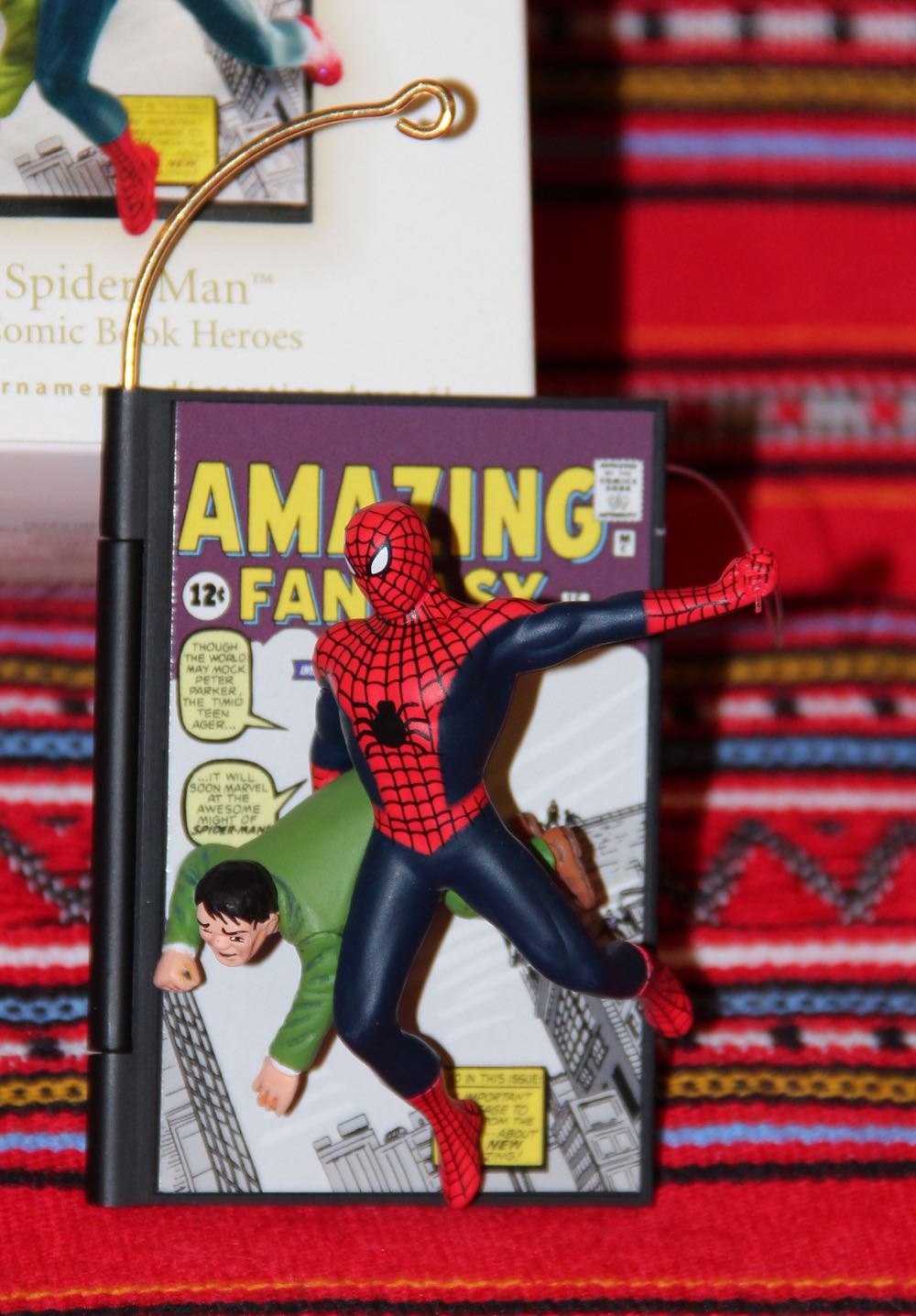 Comic Book Heroes: Spider-Man - Comic Book Heroes (Marvel Superheroes) ornament collectible [Barcode 795902088538] - Main Image 3