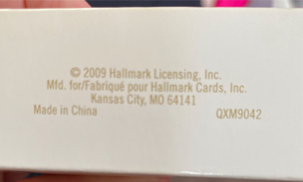 Miniature Festive Santa #1 🐻 - Festive Santa (Santa, Mini) ornament collectible [Barcode 795902088699] - Main Image 3