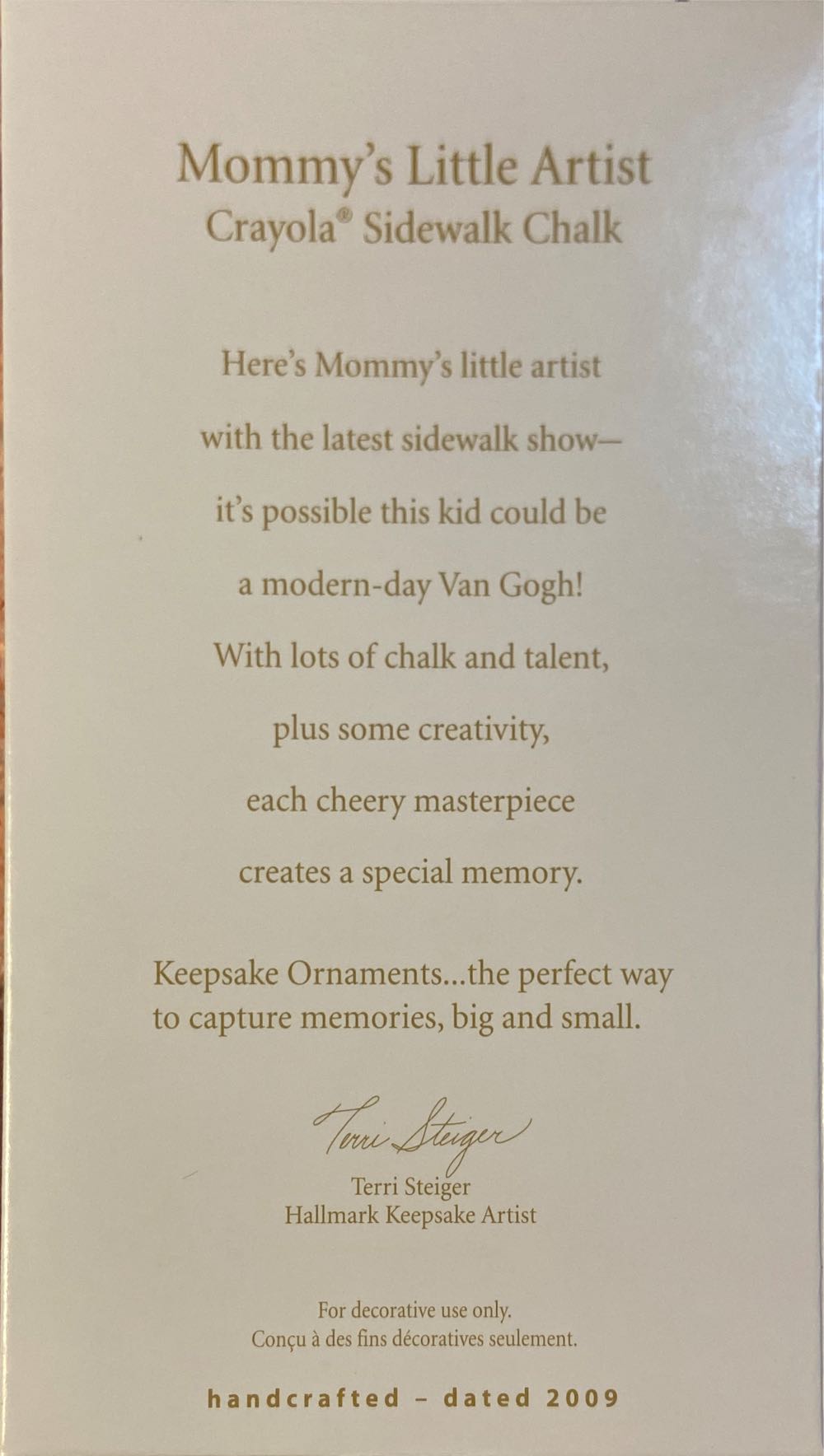 Mommy’s Little Artist - Crayola Crayons (Crayola) ornament collectible [Barcode 795902089665] - Main Image 2