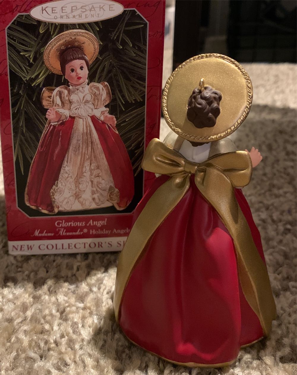 Madame Alexander 1 - Glorious Angel - Madame Alexander Holiday Angels (Holiday Angels) ornament collectible [Barcode 015012436815] - Main Image 4