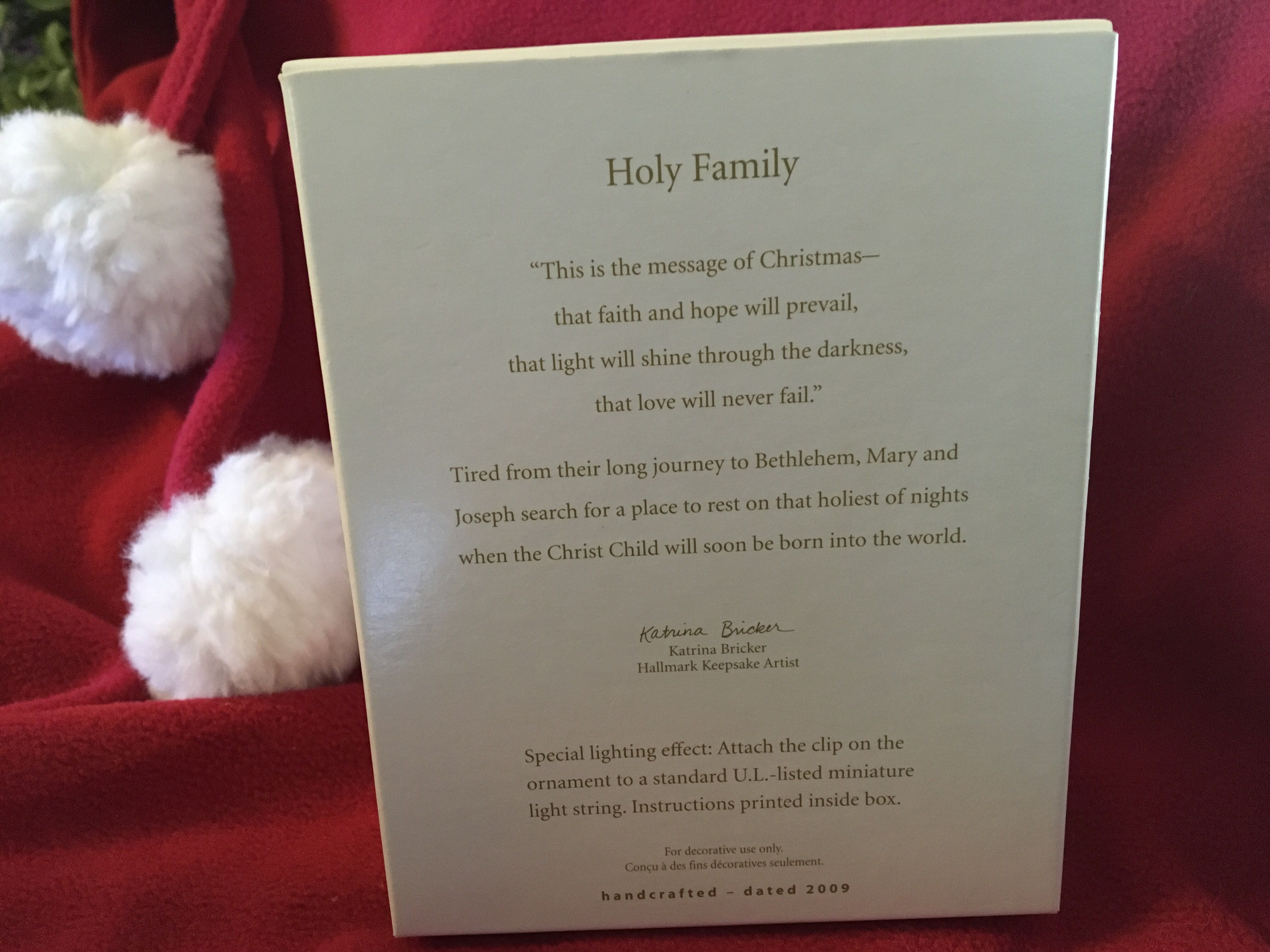 Holy Family  (Nativity) ornament collectible [Barcode 795902110697] - Main Image 2