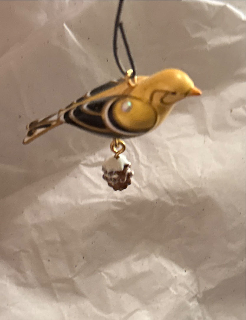 Goldfinch 2010 - Beauty Of Birds Miniature (Miniature) ornament collectible [Barcode 795902133856] - Main Image 4