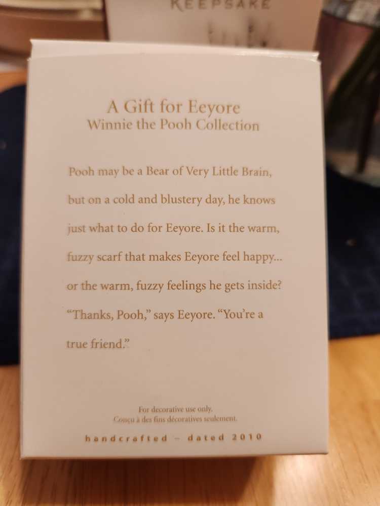 Gift For Eeyore, A - Disney Winnie The Pooh (Disney) ornament collectible [Barcode 795902134341] - Main Image 4