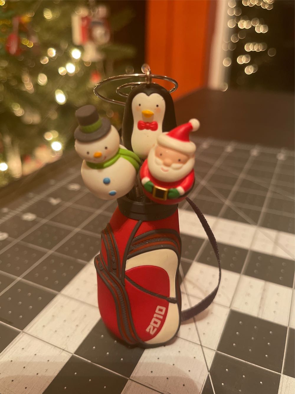 Ho-Ho-Hole In One - Sports (Miscellaneous) ornament collectible [Barcode 795902136451] - Main Image 4
