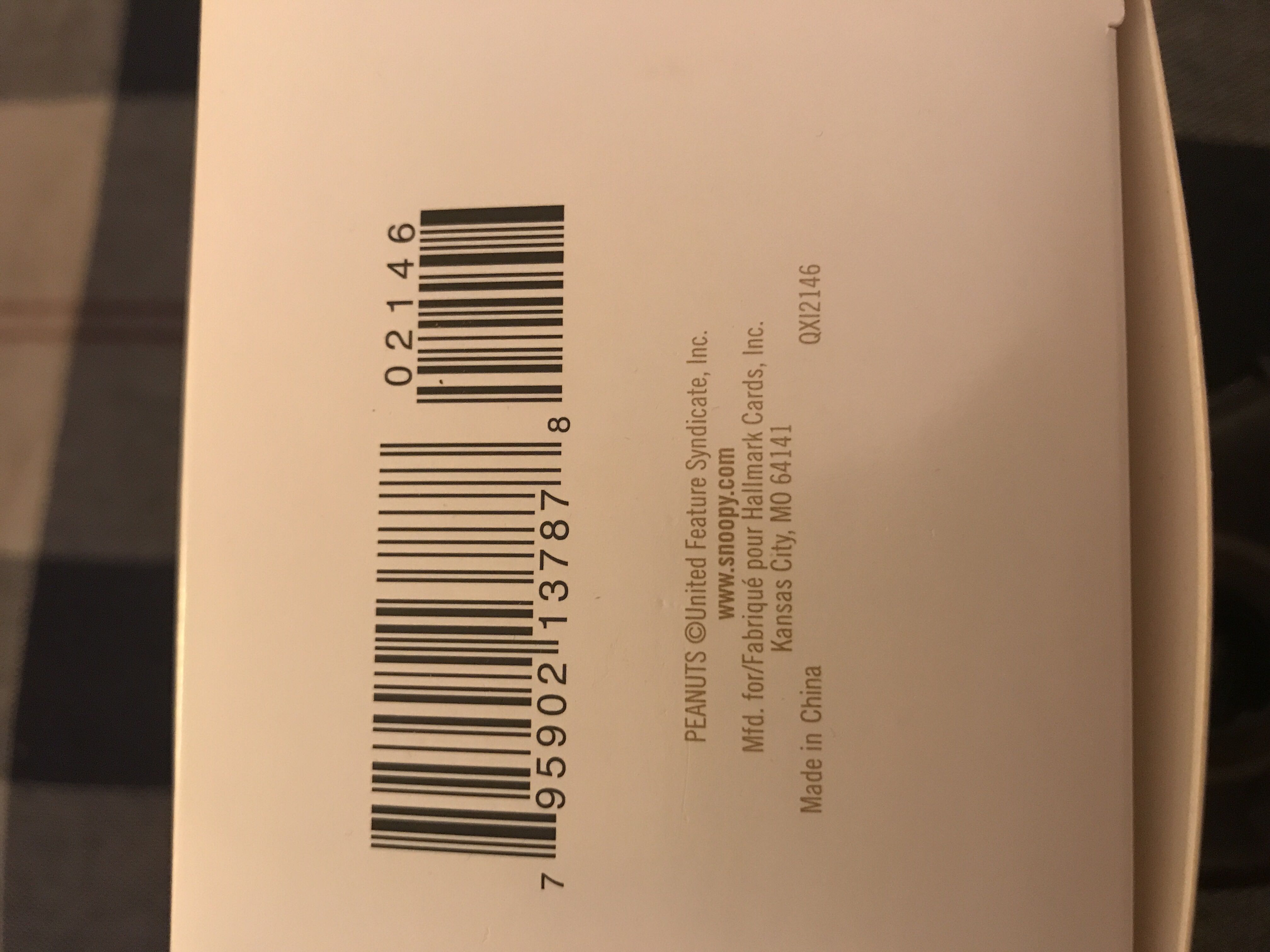 The Peanuts Gang- The Doctor Is In - Peanuts Gang (Peanuts) ornament collectible [Barcode 795902137878] - Main Image 2