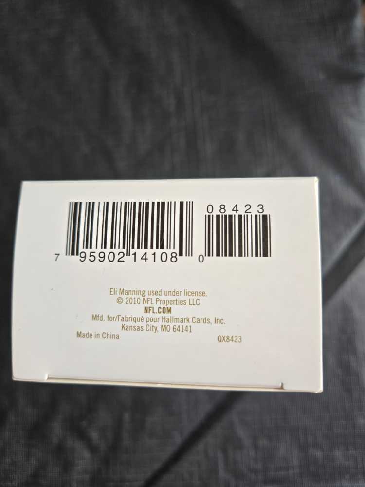 Football Legends Eli Manning - Football Legends (Sports) ornament collectible [Barcode 795902141080] - Main Image 3