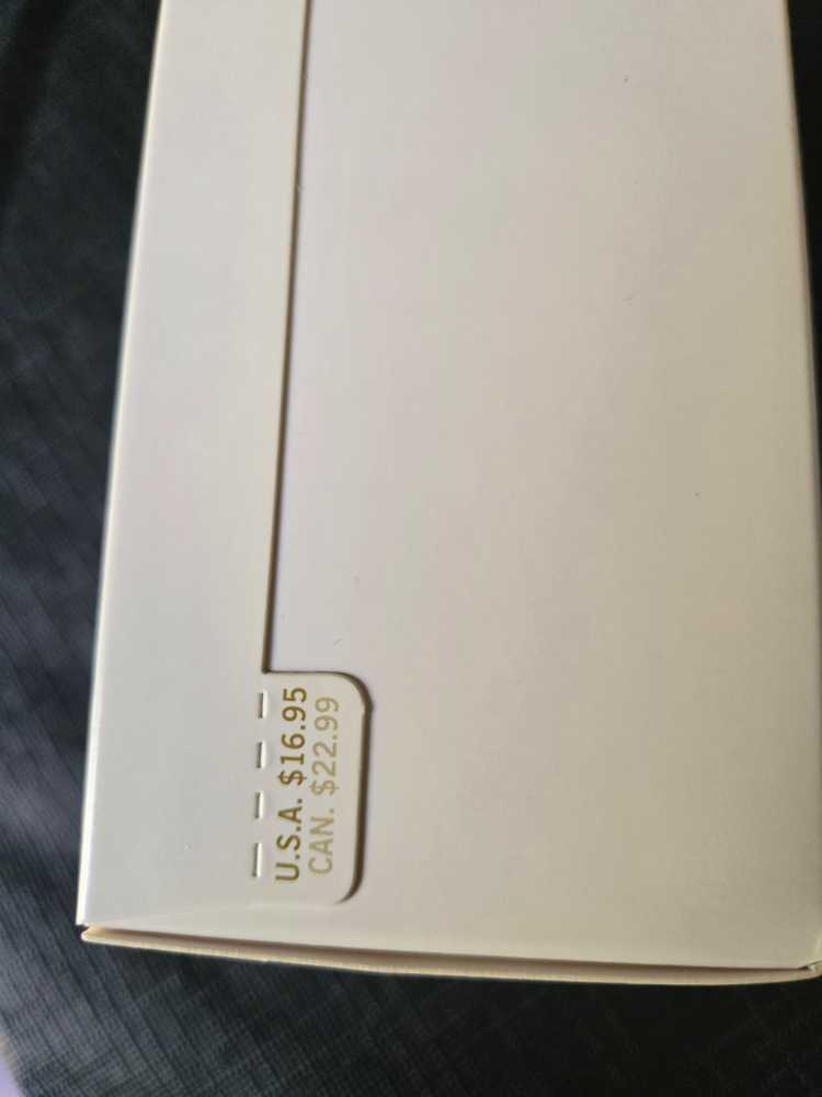 Barbie Friday Night Date - Barbie Ornament (Barbie) ornament collectible [Barcode 795902142094] - Main Image 4