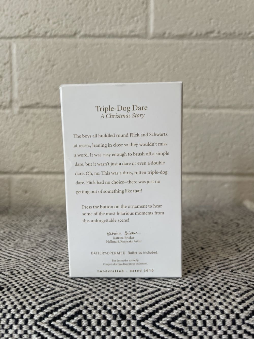 2010 Triple-Dog Dare - A Christmas story (A Christmas Story) ornament collectible [Barcode 795902142162] - Main Image 3