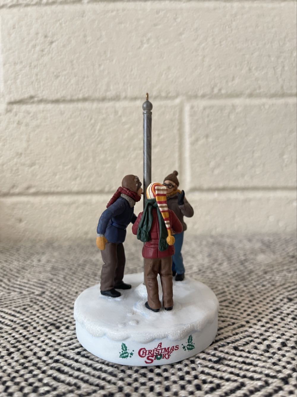 2010 Triple-Dog Dare - A Christmas story (A Christmas Story) ornament collectible [Barcode 795902142162] - Main Image 4