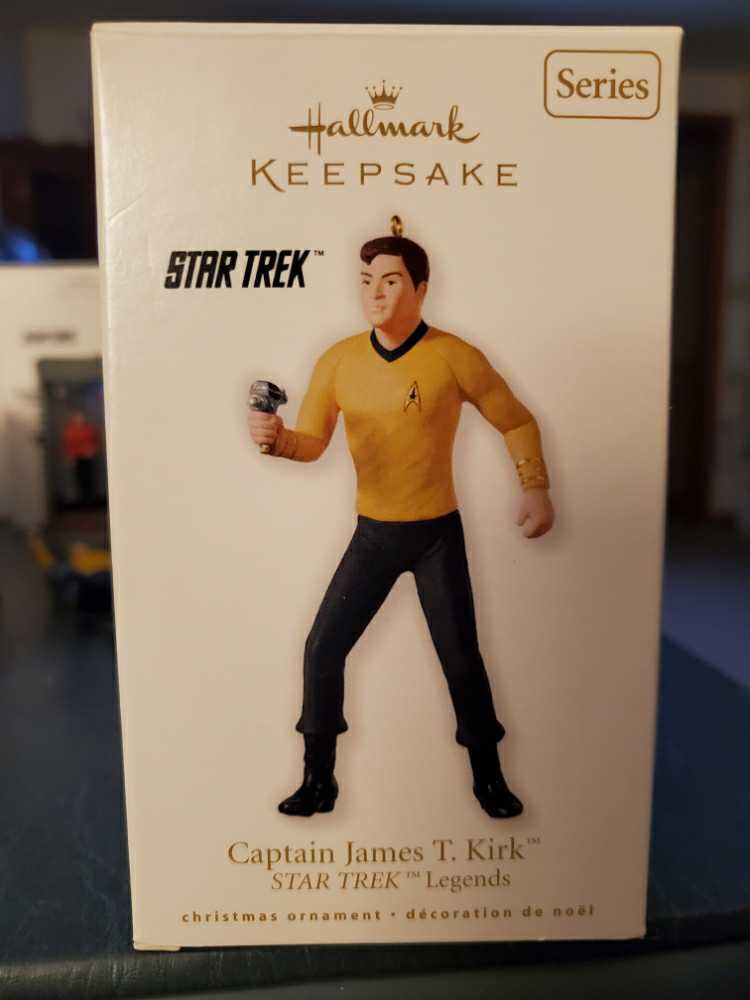 Star Trek: “CAPTAIN JAMES T. KIRK” #1 2010 Ornament - Star Trek Legends (Captain James T. Kirk) ornament collectible [Barcode 795902144913] - Main Image 3