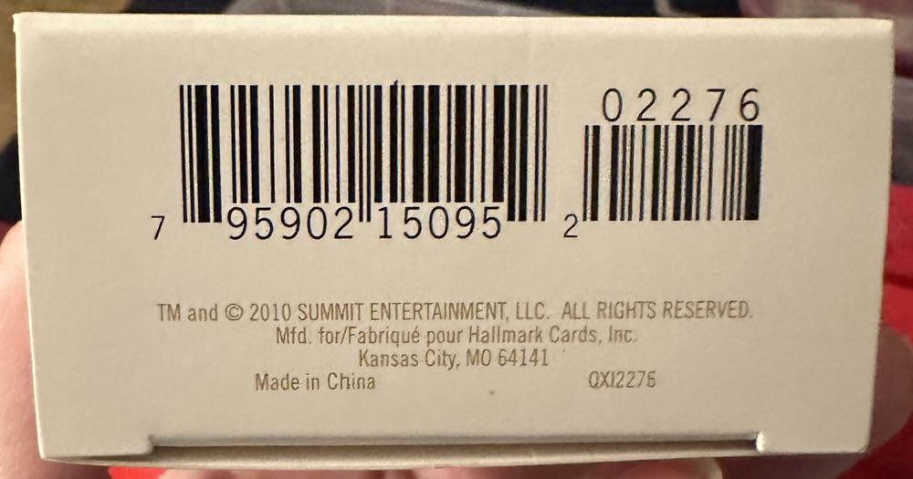 Twilight Saga Twilight: Edward And Bella - Twilight (Twilight Saga) ornament collectible [Barcode 795902150952] - Main Image 3