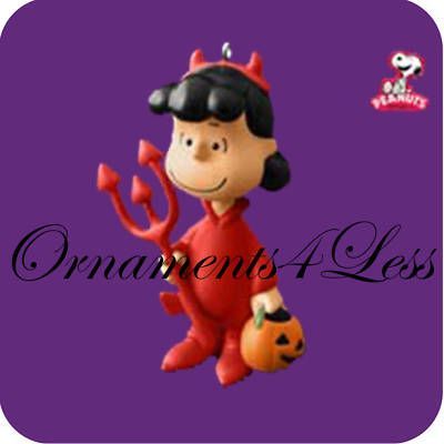 TPG10 Devil-May-Care Lucy - The Peanuts Gang (Halloween) ornament collectible [Barcode 795902163532] - Main Image 2