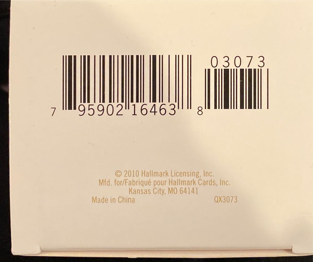 #1 Oh, So Sweet! - Christmas Cupcakes (Cupcake) ornament collectible [Barcode 795902164638] - Main Image 3