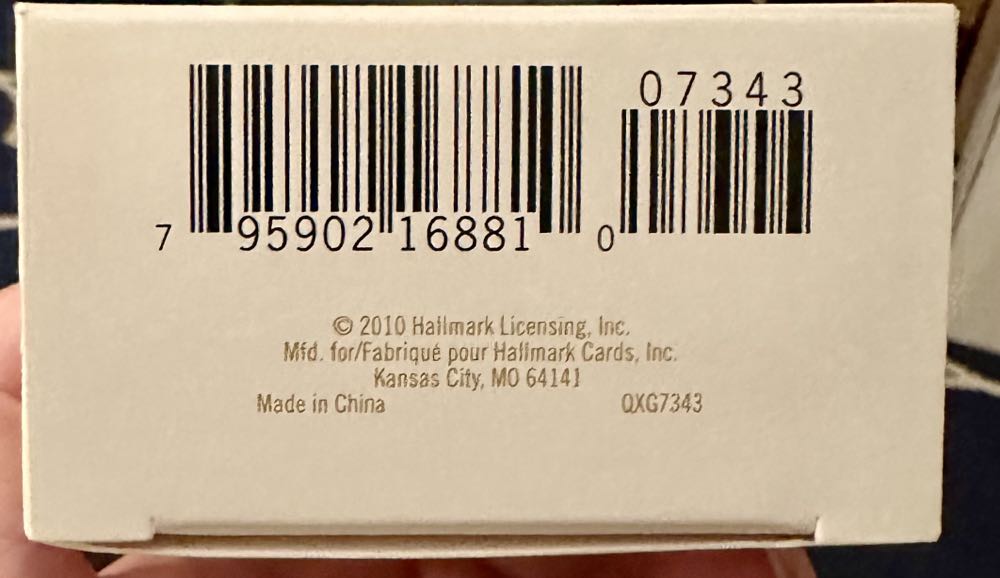 Santa’s Busy Season - Santa (Santa) ornament collectible [Barcode 795902168810] - Main Image 3