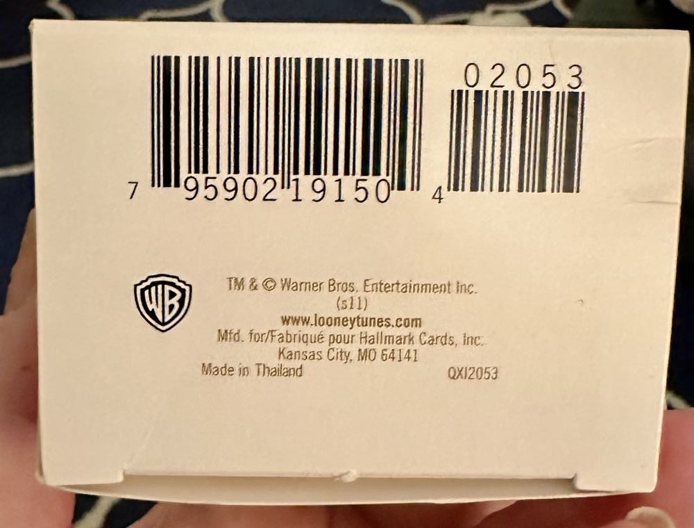 Love Is In Zee Air - Looney Tunes (Couples) ornament collectible [Barcode 795902191504] - Main Image 3