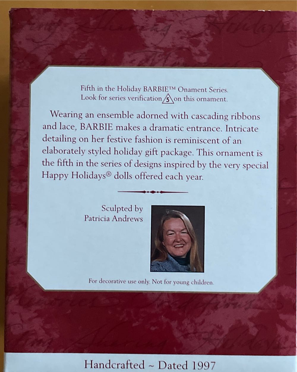 BARBIE Holiday Collector’s Series #5 1997 - Collector’s Club 1993-1998 (Holiday Barbie) ornament collectible [Barcode 015012455090] - Main Image 3