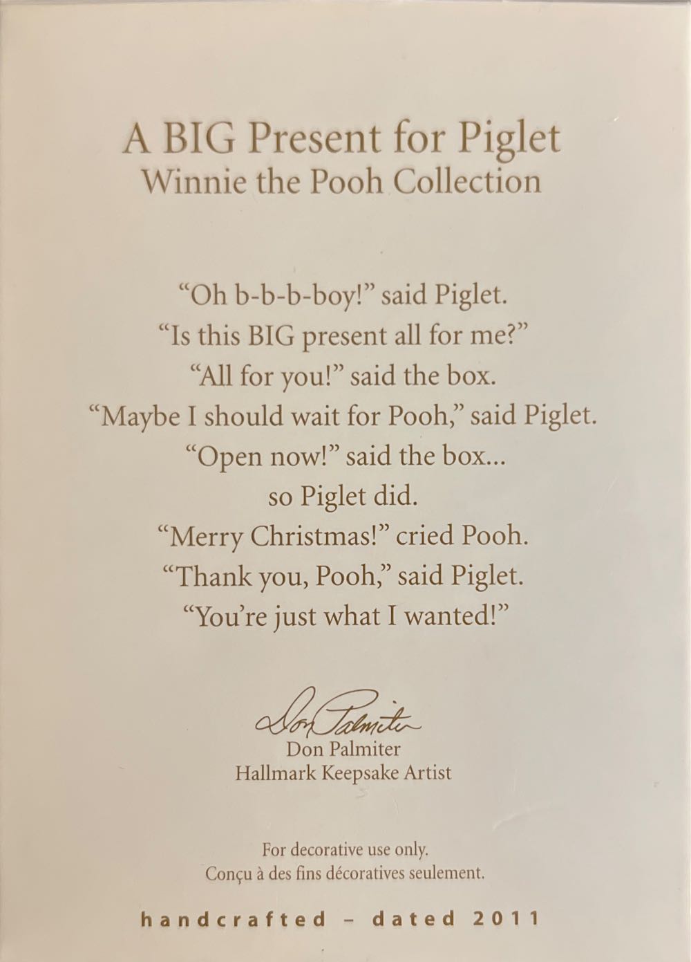 A BIG Present for Piglet - Winnie the Pooh Collection (Walt Disney Productions) ornament collectible [Barcode 795902191740] - Main Image 3
