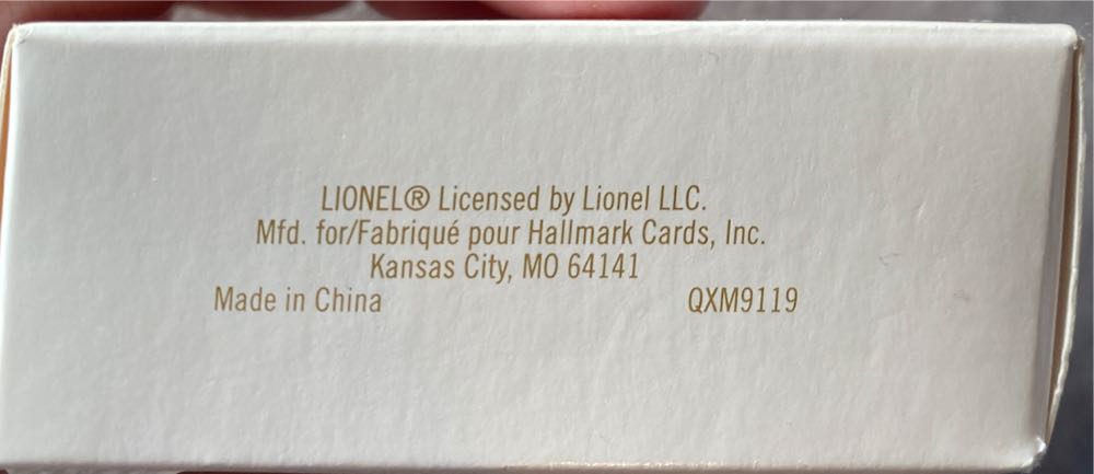 Lionel Santa Fe Super Chief - Lionel Train Miniature (Trains, Mini) ornament collectible [Barcode 795902191979] - Main Image 2