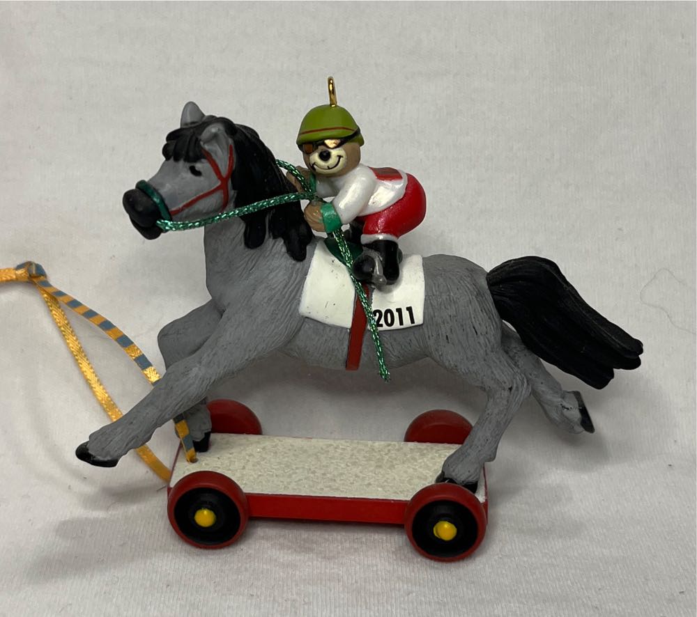 A Pony For Christmas #13 - A Pony For Christmas Special Edition (A Pony For Christmas) ornament collectible [Barcode 795902192136] - Main Image 3