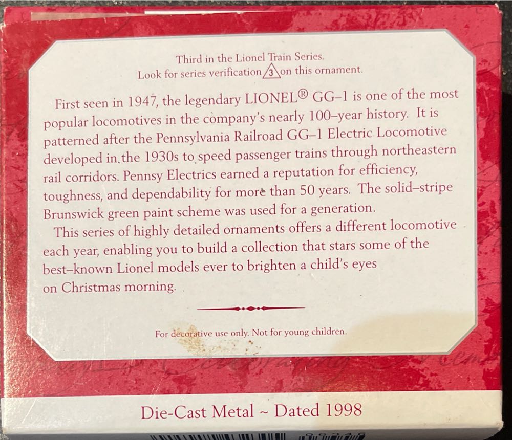 Pennsylvania GG-1 Locomotive - Lionel Train Series (Trains) ornament collectible [Barcode 795902192143] - Main Image 3