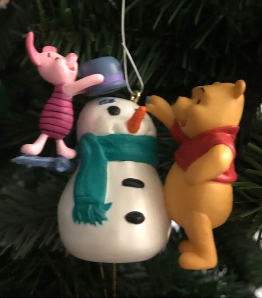 Winnie The Poo & Piglet - Hallmark Keepsake (Disney’s Winnie the Pooh & Co.) ornament collectible [Barcode 015012457766] - Main Image 2