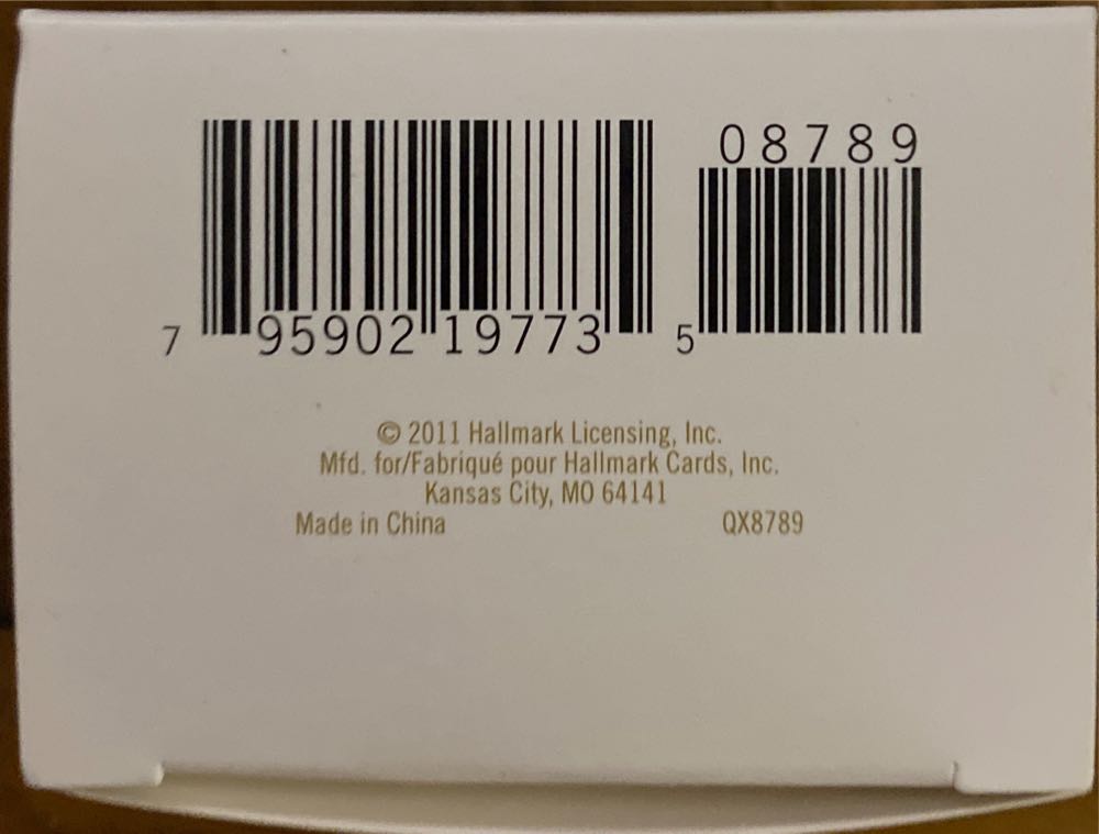 #7 Hallmark Keepsake. Fairy Messengers. 2011. Mistletoe Fairy. 7th In Series. Sculpted By Kristina Gaughran. - Fairy Messengers (7th In Series: Mistletoe Fairy) ornament collectible [Barcode 795902197735] - Main Image 4