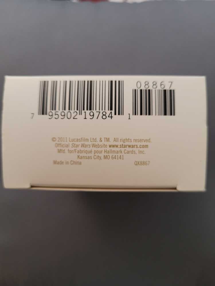 Jedi Master Yoda - Star Wars (Movies) ornament collectible [Barcode 795902197841] - Main Image 4