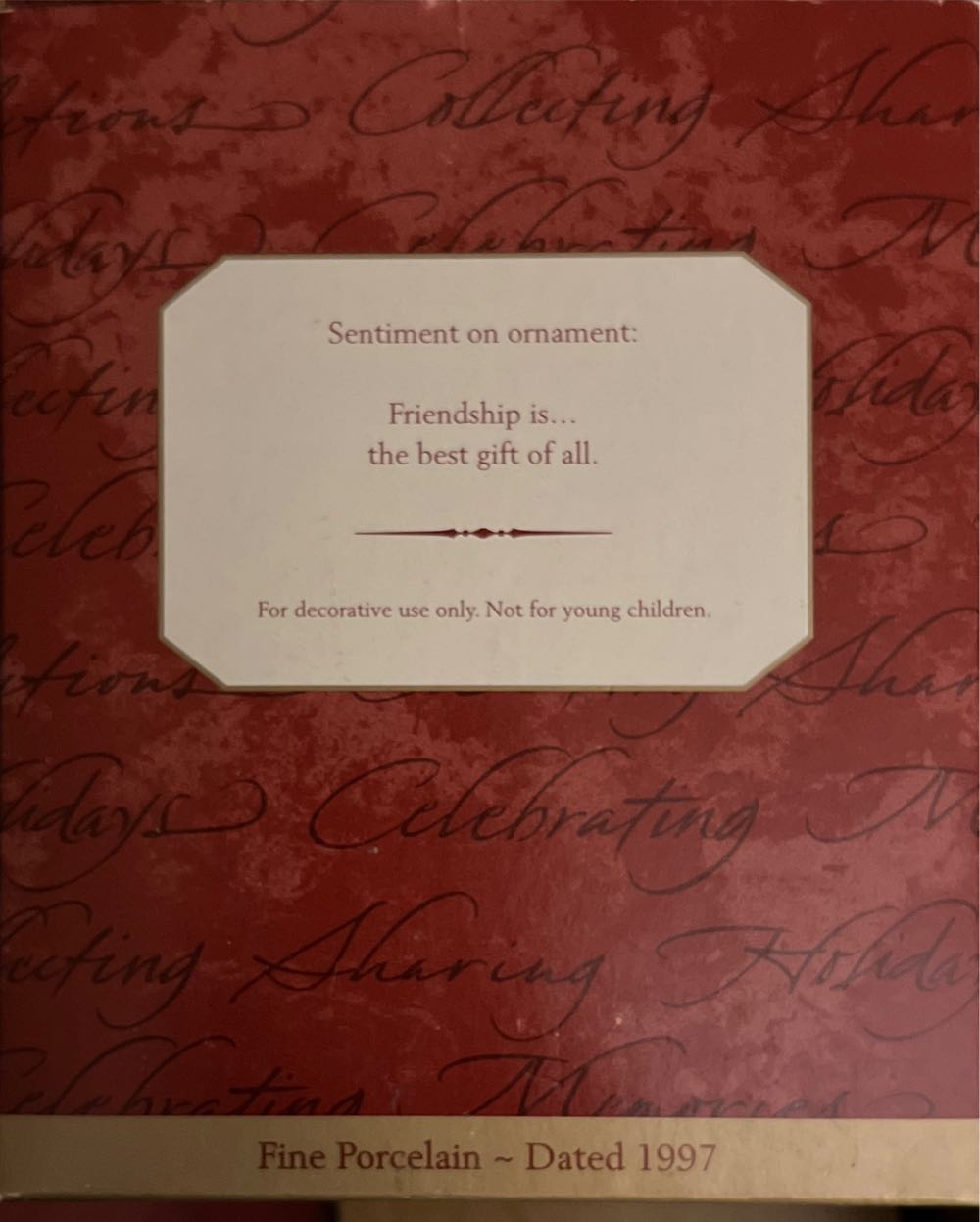 Hallmark 1997 Winnie the Pooh Gift of Frienship Ornament - Disney Winnie The Pooh (Pooh And Friends) ornament collectible [Barcode 015012458831] - Main Image 3