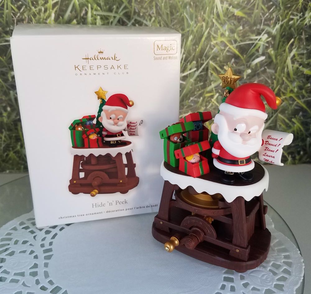 Hide N Peek - Santa (Magic - Sound & Motion) ornament collectible [Barcode 795902197995] - Main Image 3
