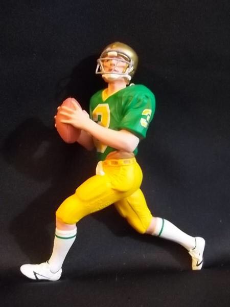 #4a Joe Montana - Football Legends (Football) ornament collectible [Barcode 015012462692] - Main Image 2