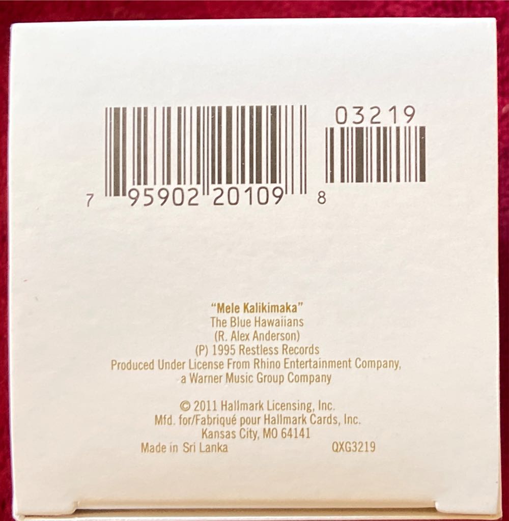 Mele Kalikimaka 🐻 - Santa (Blue Hawaiians, Magic) ornament collectible [Barcode 795902201098] - Main Image 3