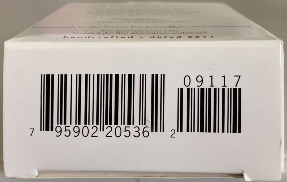 Winter Fun With Snoopy #14 - Winter Fun With Snoopy (Hallmark Keepsake Miniature) ornament collectible [Barcode 795902205362] - Main Image 3