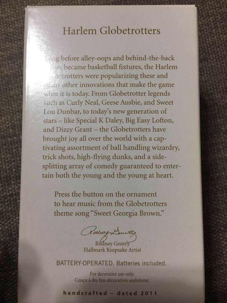 Harlem Globetrotters - Basketball (Sports) ornament collectible [Barcode 795902207656] - Main Image 2