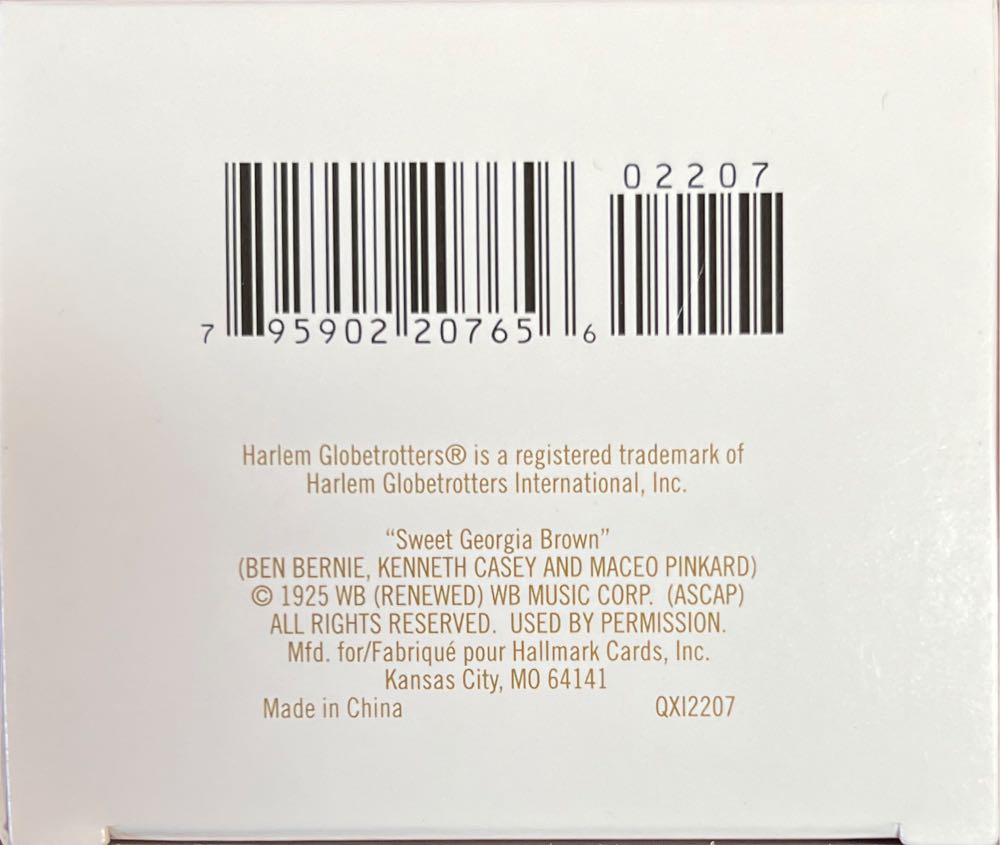 Harlem Globetrotters - Basketball (Sports) ornament collectible [Barcode 795902207656] - Main Image 3