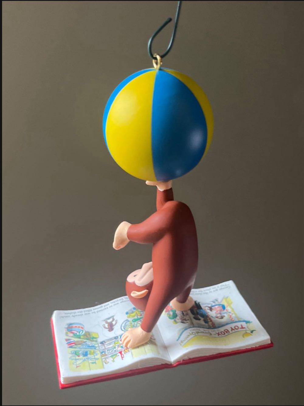 Reading Is A Ball - Curious George (Curious George) ornament collectible [Barcode 795902214388] - Main Image 4