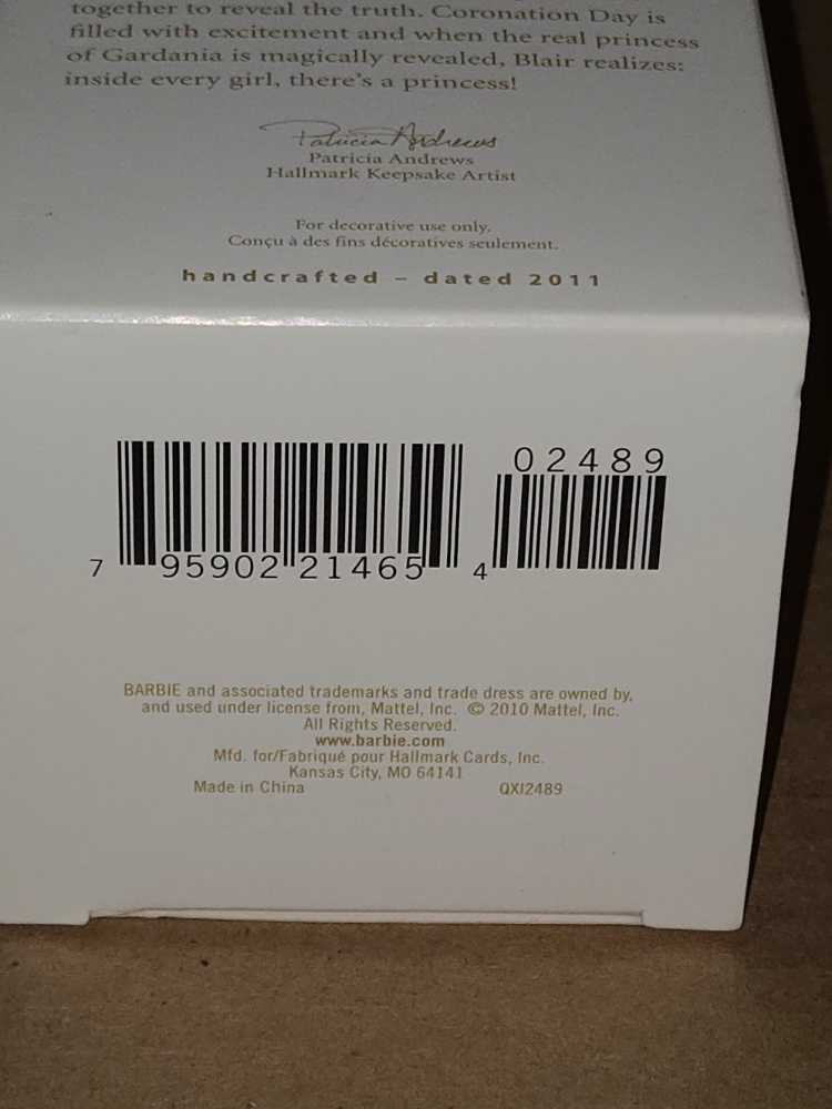 Barbie As Blair - Barbie (Barbie) ornament collectible [Barcode 795902214654] - Main Image 3